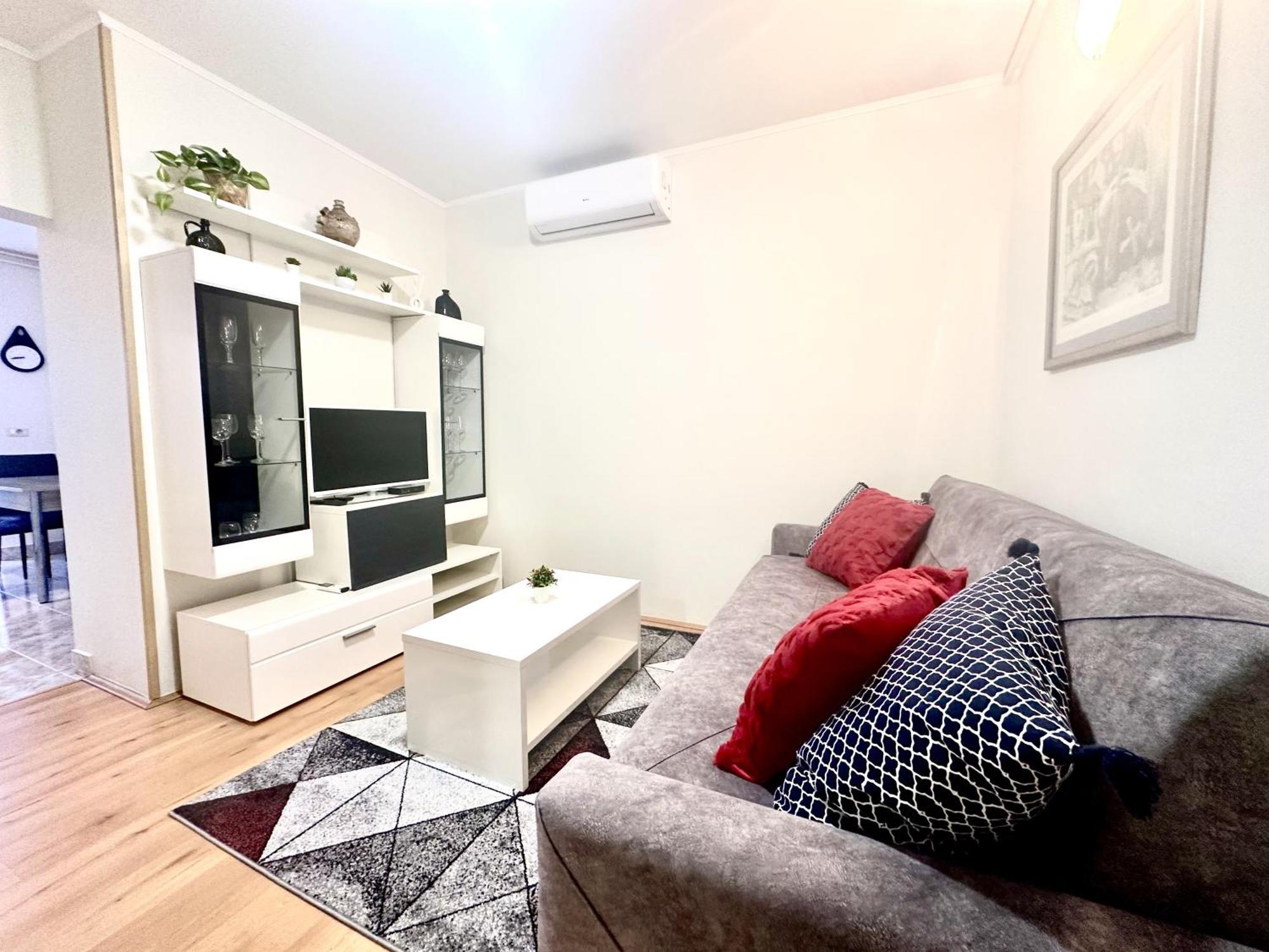 Apartments Dujmic - 50M From The Sea With Private Parking Ičići Exterior foto