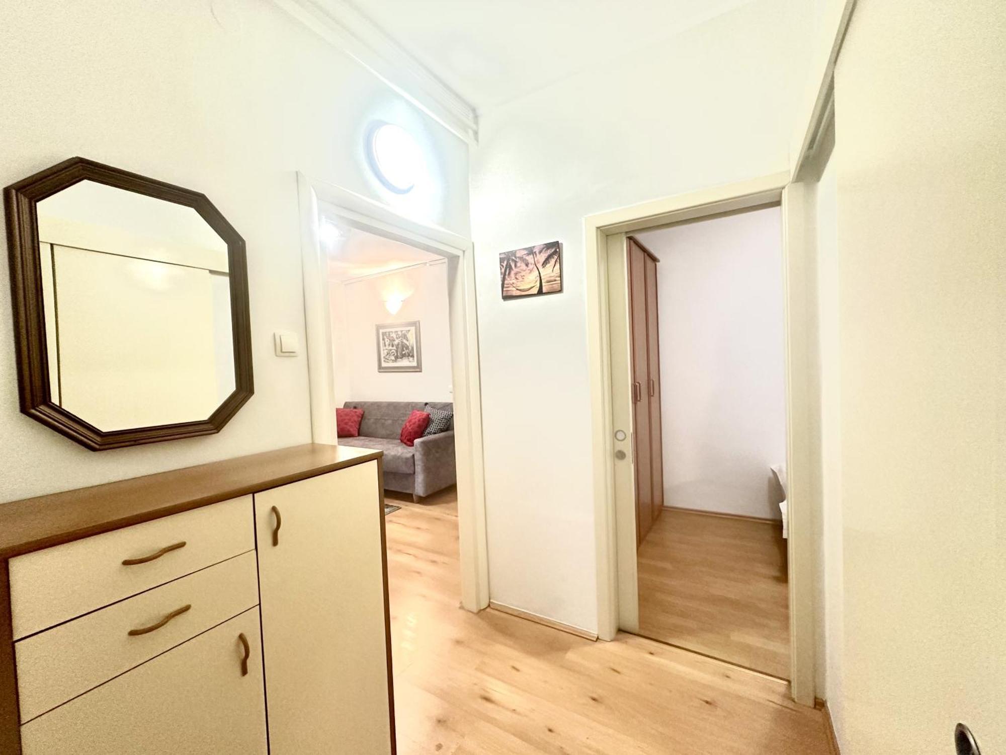 Apartments Dujmic - 50M From The Sea With Private Parking Ičići Exterior foto