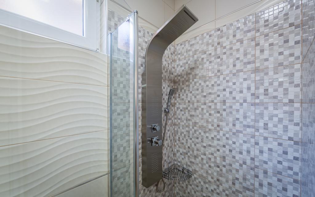 Apartments Dujmic - 50M From The Sea With Private Parking Ičići Exterior foto