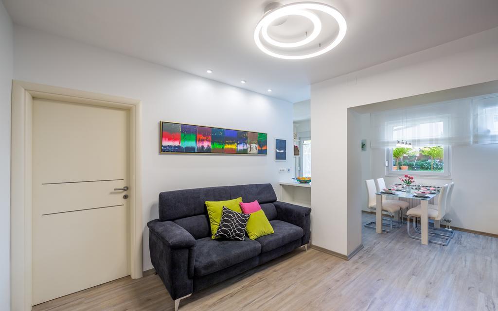 Apartments Dujmic - 50M From The Sea With Private Parking Ičići Exterior foto